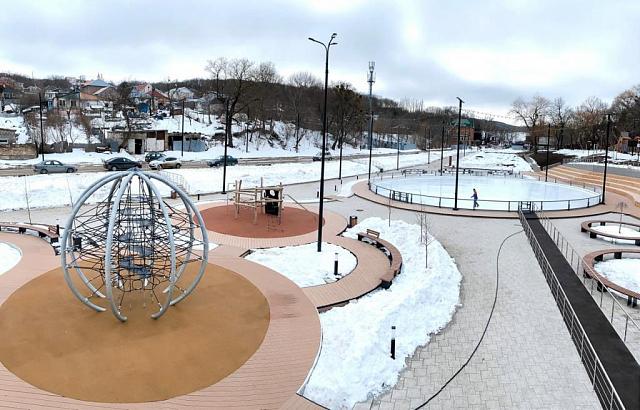 В Ставрополе открылся круглогодичный ледовый каток 