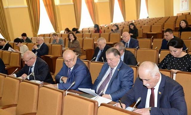 Депутаты парламента Северной Осетии не будут публиковать подробные сведения о доходах