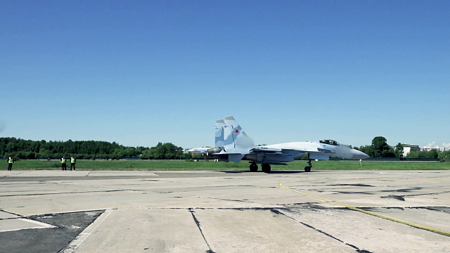 ВКС России передали новые самолёты Су-35С