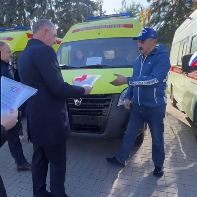 Глава КЧР Темрезов: 15 ноября 42 машины пополнили автопарк социально значимых учреждений