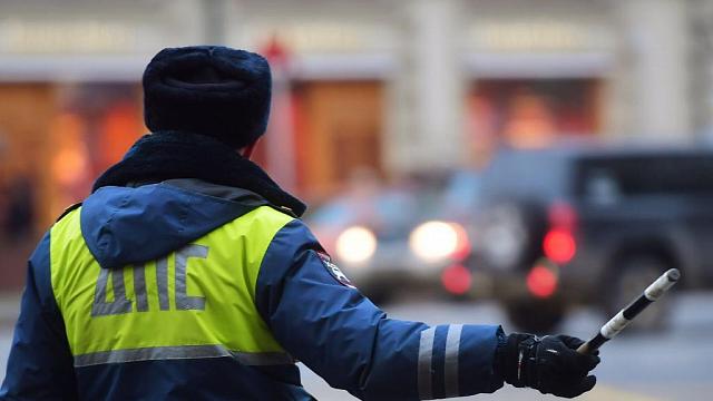 В Ярославской области отобрали права у нетрезвого водителя, перевозившего 18 детей  