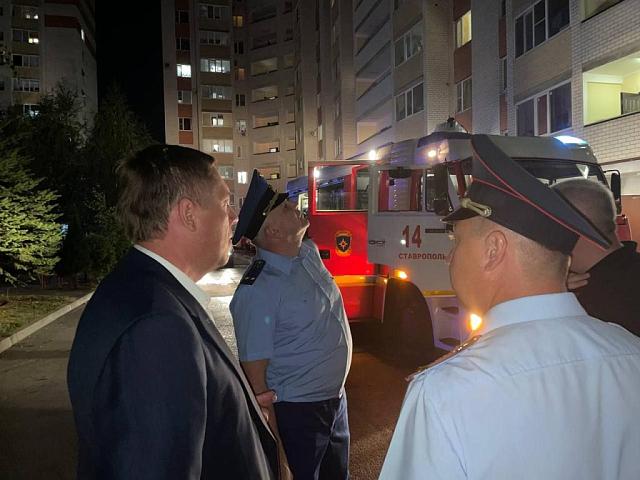 В Ставрополе эвакуировали 45 жильцов горящей многоэтажки