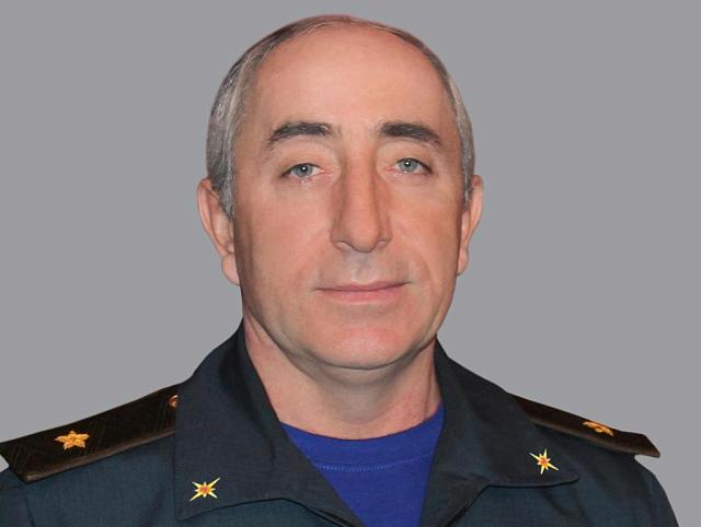 Меликов освободил от должности главу МЧС Дагестана