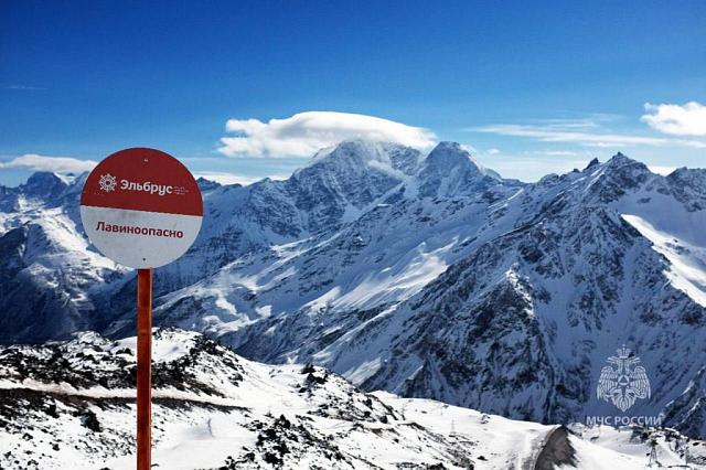 В КБР альпинист скончался во время восхождения