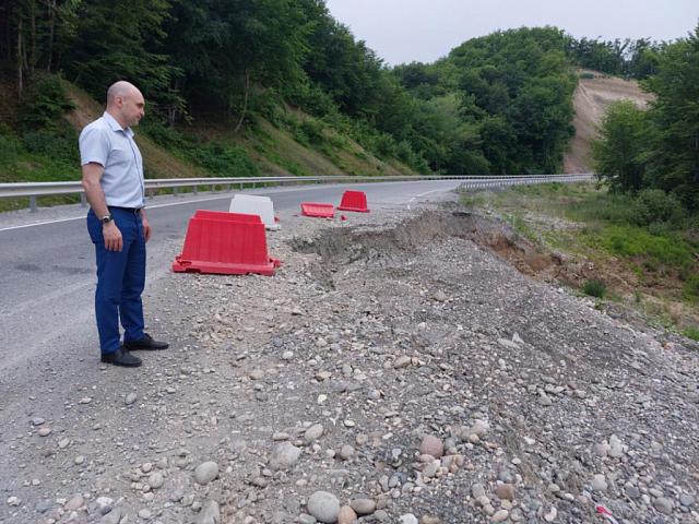В Северной Осетии прокуратура начала проверку после обвала дороги