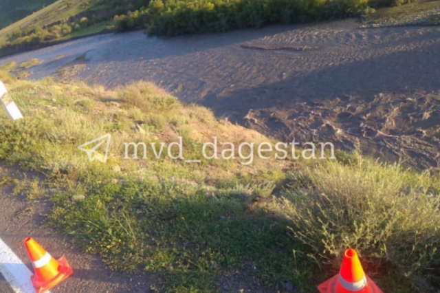 В Дагестане нашли тело водителя «шестерки», упавшей в реку 