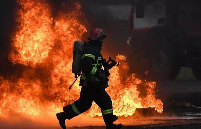 В Ставрополе при пожаре в многоэтажке есть погибший и пострадавший