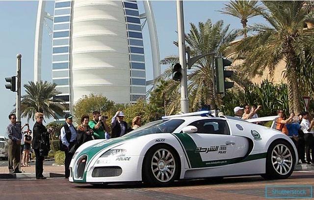 Откровенная фотосессия в Дубае обросла слухами