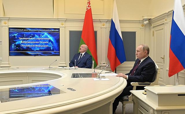 Путин и Лукашенко наблюдали за учением сил стратегического сдерживания из Кремля