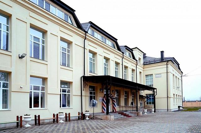 В Пятигорске после реконструкции открылась одна из старейших гимназий региона