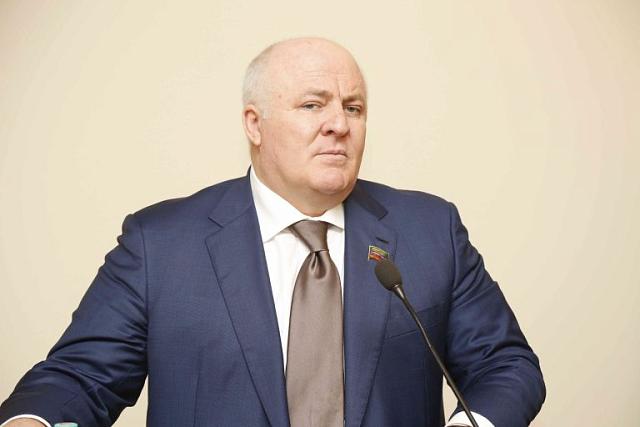 ВС Дагестана отказал экс-главе ТФОМС Сулейманову в восстановлении в должности и выплате около 6 млн руб.