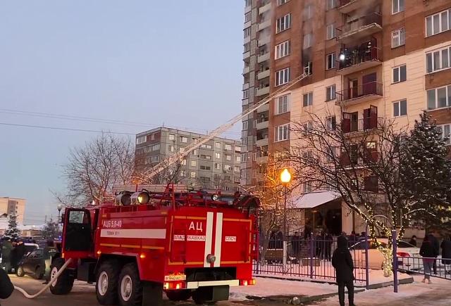 Из горящей многоэтажки во Владикавказе эвакуировали 95 человек
