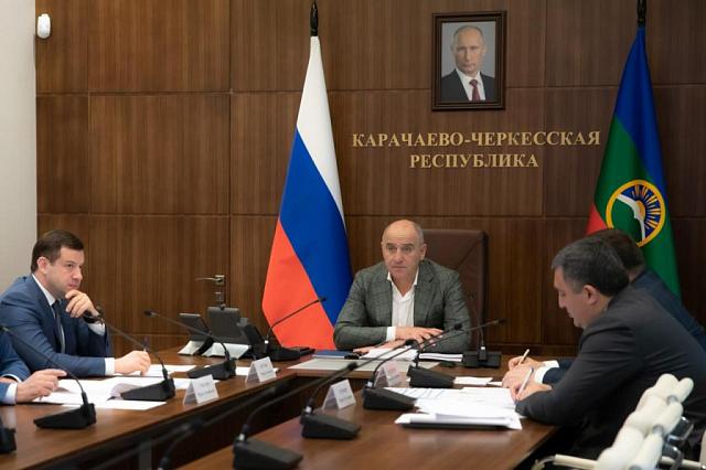 Глава КЧР Рашид Темрезов участвовал в заседании штаба Правительственной комиссии по региональному развитию