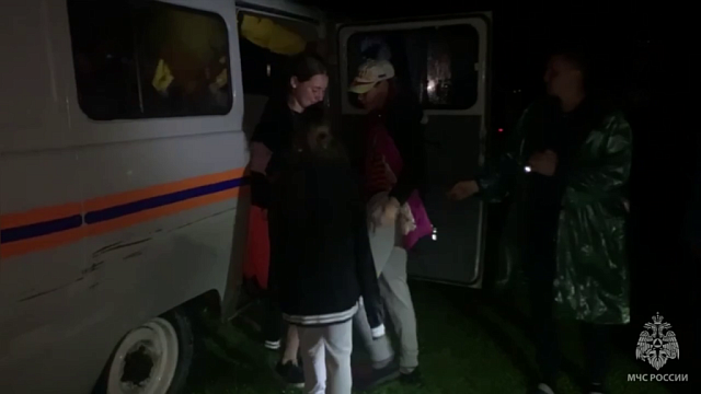 В КЧР спасатели нашли краснодарских туристов, переставших выходить на связь в Архызе  