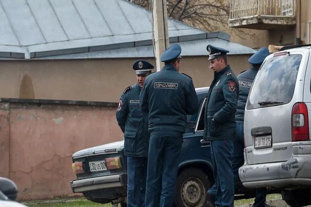 В Армении родственники высокопоставленных чиновников расстреляли семерых. Один человек умер