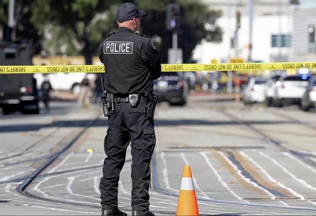 Не меньше 21 человека погибло во время стрельбы в школе Техаса