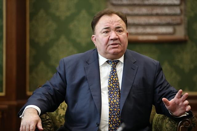 Глава Ингушетии снова решил поднять зарплаты чиновникам