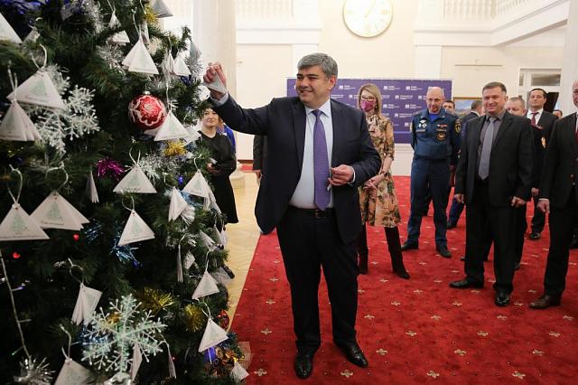 Глава КБР Коков исполнит новогодние мечты девяти детей
