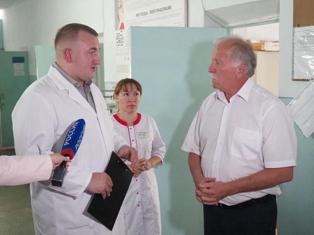 Председатель Думы Ставрополья побывал на соцобъектах в Ипатовском округе