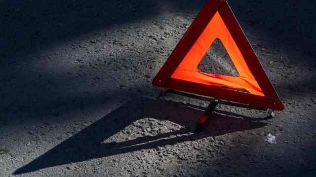 В Дагестане в аварии погибли 63-летний водитель и 30-летняя пассажирка  