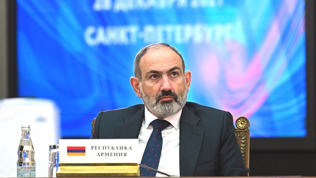 Пашинян назвал столкновения на границе Армении и Азербайджана неизбежными 