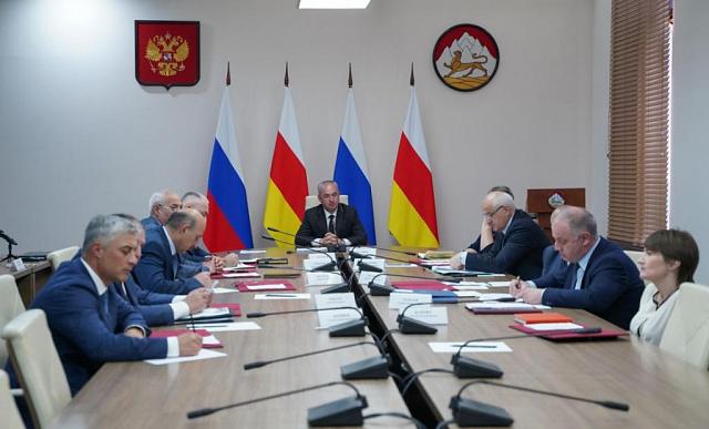 Врио главы Северной Осетии обновляет региональный кабмин 