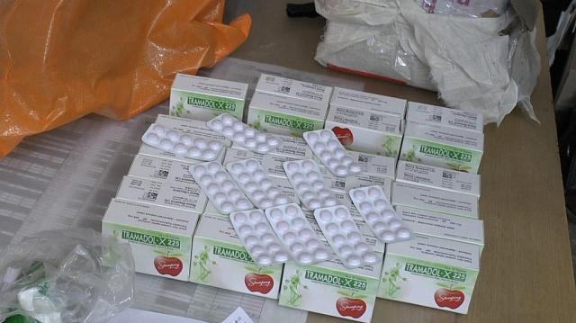 В Ставрополе полицейские изъяли более 13 тысяч таблеток трамадола: видео