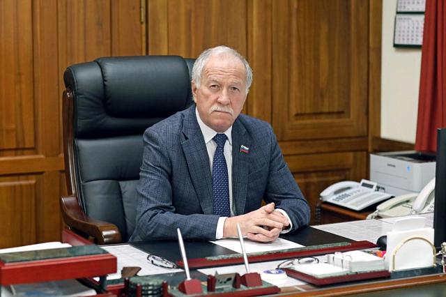 Спикер Думы Ставрополья поддержал инициативу сенаторов о введении наказания за безответственное использование агрохимикатов