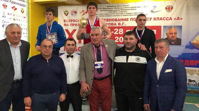 Боксер из КЧР стал лучшим на всероссийских соревнованиях 