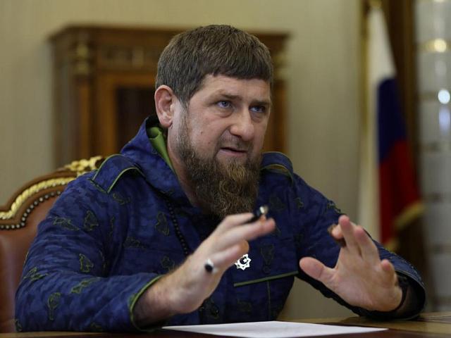 Кадыров вручил медаль руководителю АО ГЛОНАСС