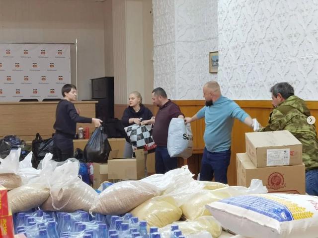 25 тонн продуктов для жителей Донбасса собрали в Пятигорске