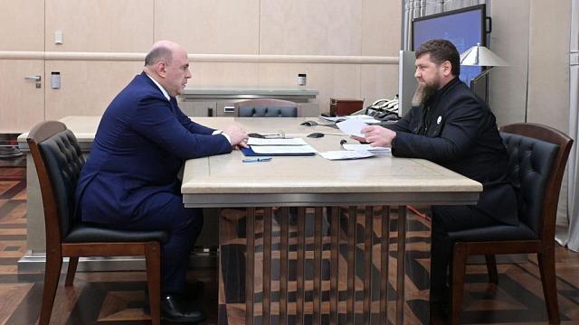 Кадыров предупредил Мишустина о рисках возвращения трехсменки в школы Чечни