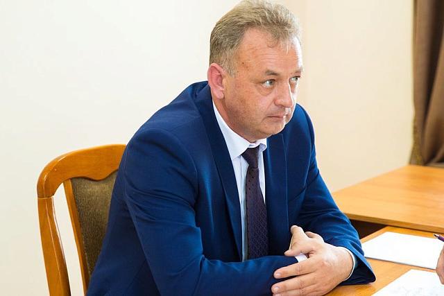 В КЧР будут судить главу района Науменко за продажу муниципальной земли