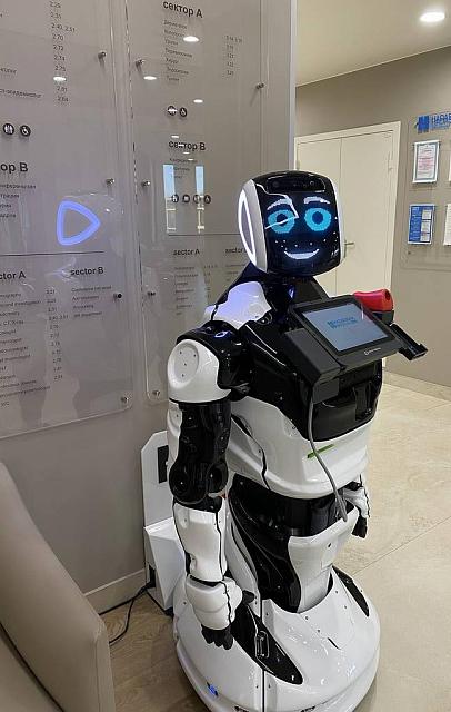 Пациентов дагестанских больниц начнет обслуживать робот-диагност