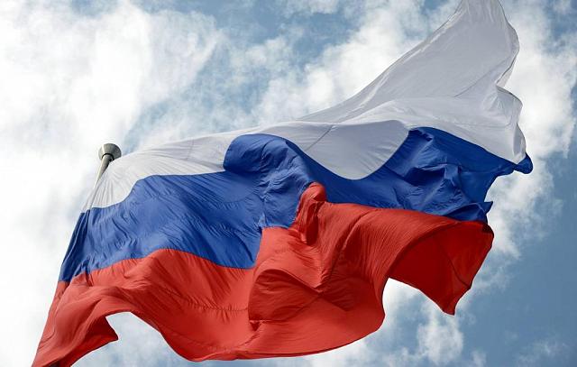 СК РФ разбирается со скандалом с российским флагом, который в Турции смял украинский спортсмен