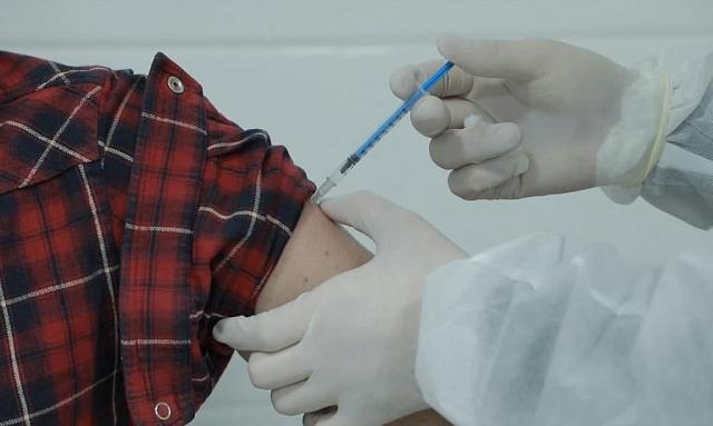 Журналисты КЧР вакцинировались против коронавируса