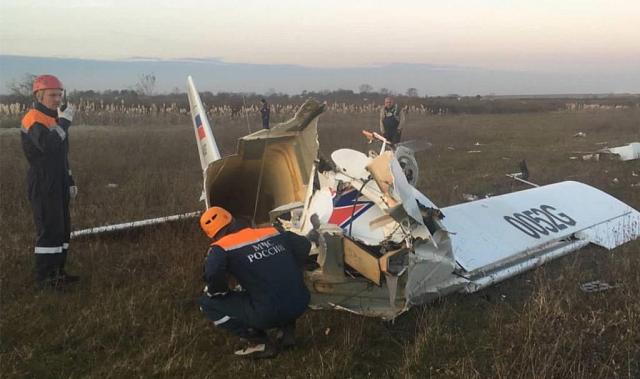 Пилот погиб при крушении частного одномоторного самолета в Северной Осетии