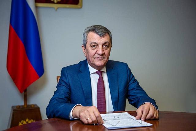 Большинством голосов депутатов парламента главой Северной Осетии выбран Сергей Меняйло