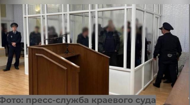 На Ставрополье сообщество под руководством полковника полиции зарабатывало на проституции  
