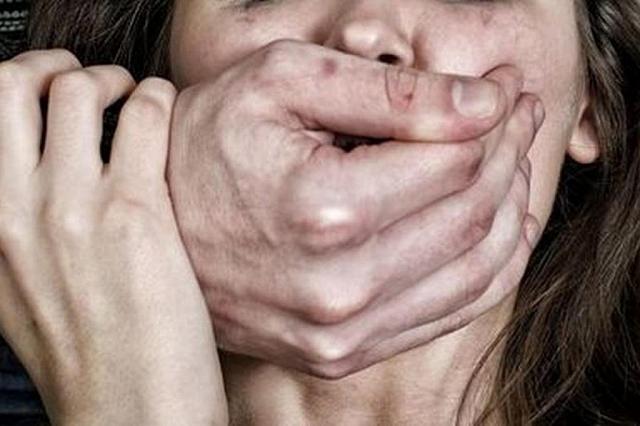 В Сочи осудили двух несовершеннолетних, изнасиловавших взрослую девушку