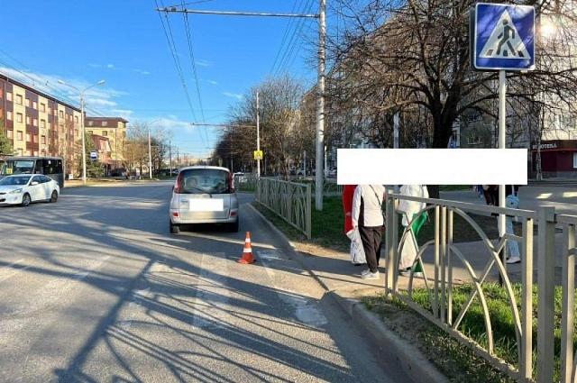 На проспекте Юности в Ставрополе автоледи сбила школьника