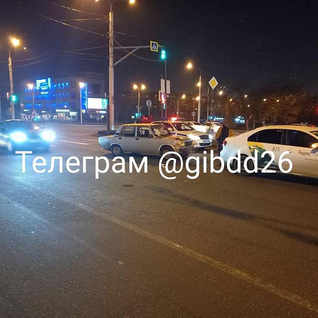 В Ставрополе автомобилист-бесправник сбил мужчину на «зебре»