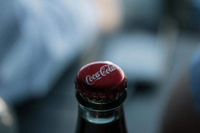 Без Coca-Cola: продажи напитков без сахара резко снизились в России