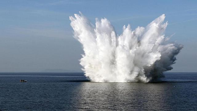 Морская мина взорвалась в 25 метрах от побережья Грузии