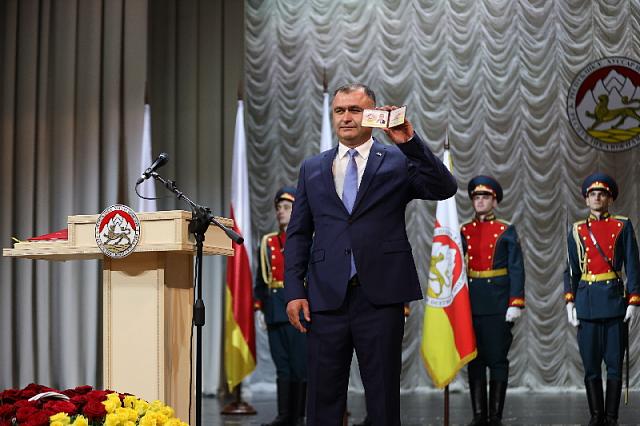 В Южной Осетии прошла инаугурация нового президента Алана Гаглоева