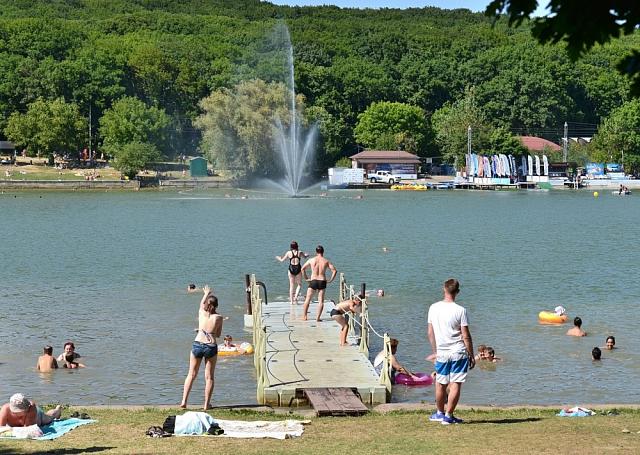 Только 9 водоемов открыли для купания на Ставрополье