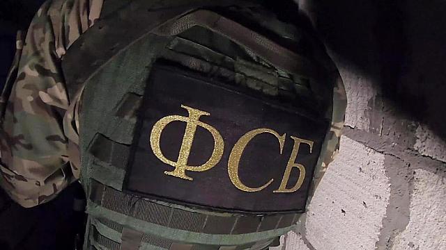 ФСБ изъяла у теневых оружейников 560 единиц оружия в 33 регионах: видео 