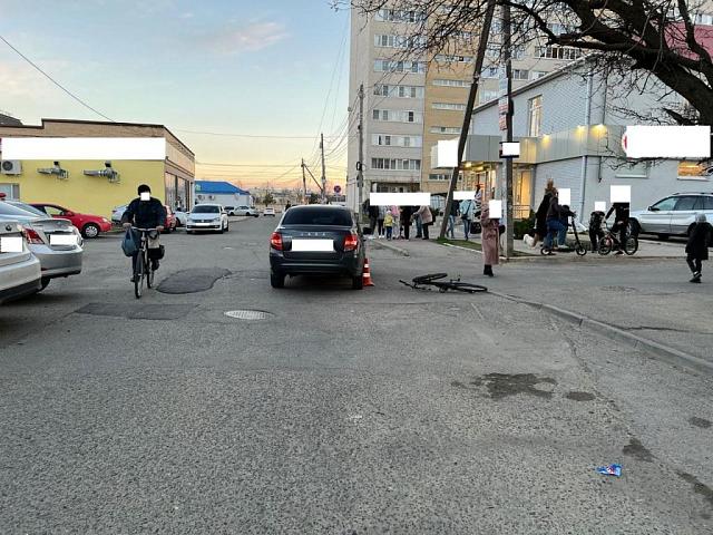 В Ставрополе водитель сбил велосипедиста-подростка