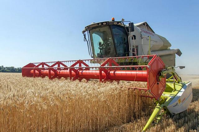 Аграрии Ставрополья намолотили первый миллион тонн зерна