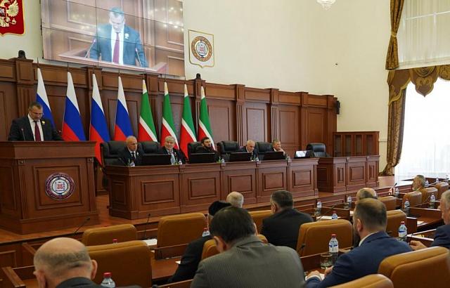 Парламент Чечни предложил запретить упоминание национальности преступников в СМИ